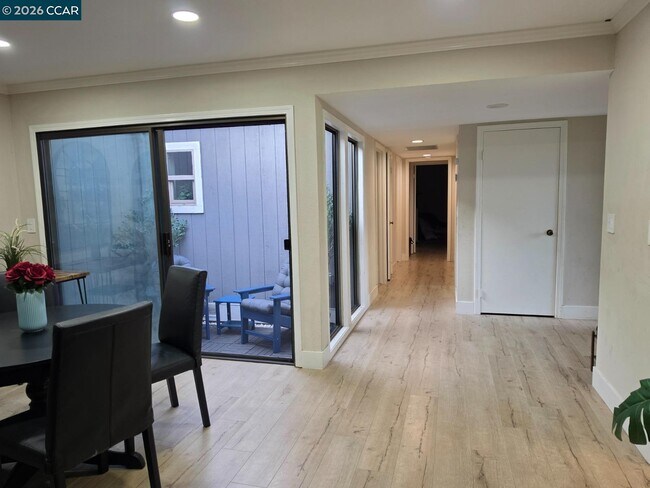 Building Photo - 2017 Rancho Verde Cir W