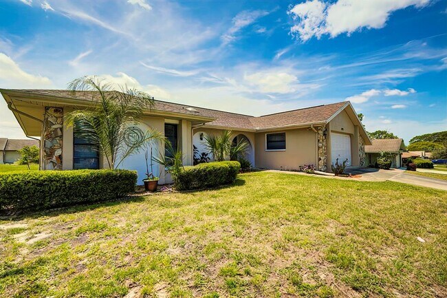 Building Photo - 8992 Hernando Way