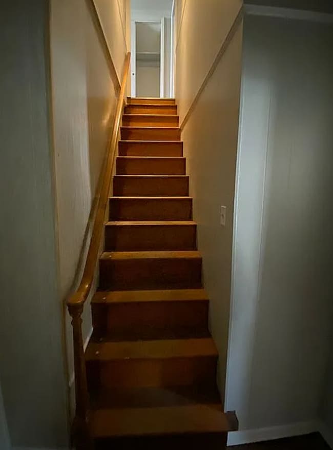 Building Photo - 19 Geer St