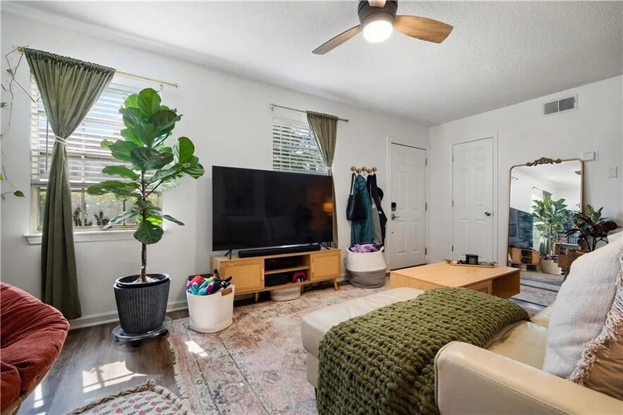 Building Photo - 128 Du Rhu Dr