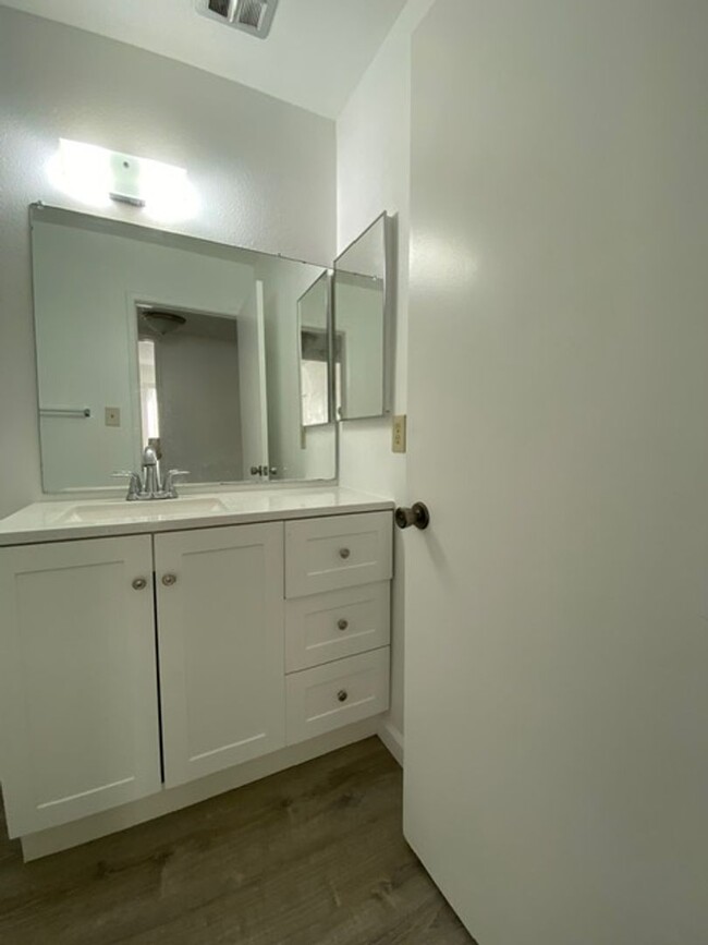 Building Photo - Completely Remodeled Colton Condo in Gated...