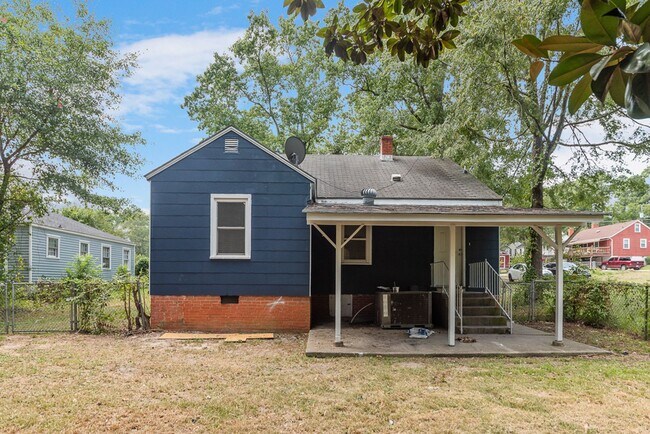 Building Photo - 141 Buckingham~Fayetteville, NC 28301