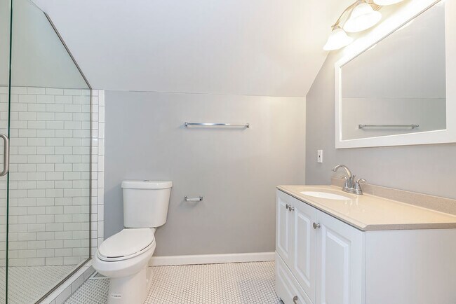 2nd floor bathroom - 1216 E Armour Blvd