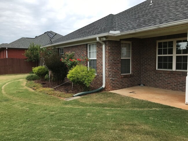 Building Photo - Heart of Madison City
