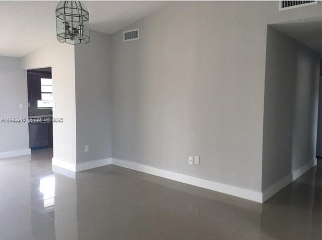 Building Photo - 5836 SW 144th Cir Pl