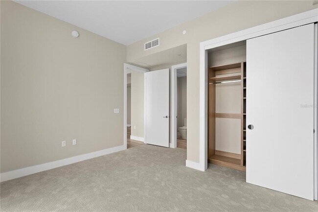 Building Photo - 5120 Marina Wy