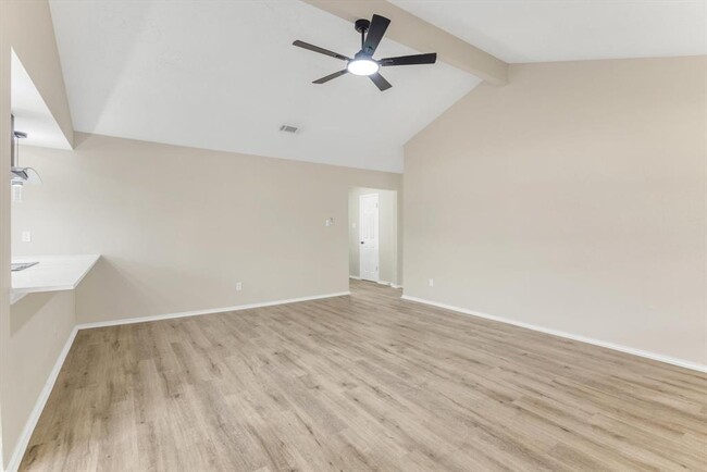 Building Photo - 9611 Camrose Ct