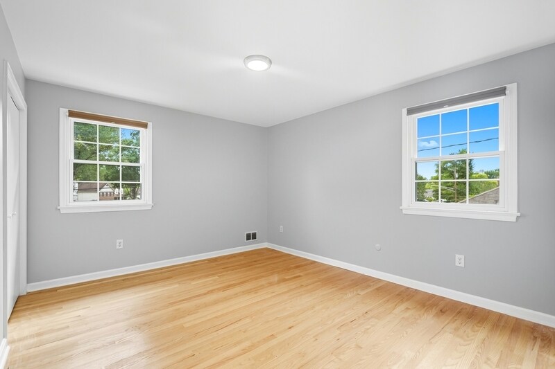 Building Photo - 13314 Vanessa Ave