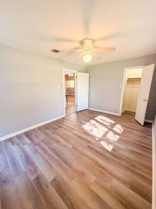 Building Photo - 1221 Walden St