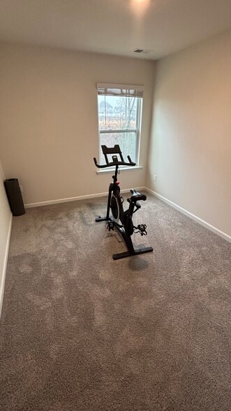 Building Photo - 325 Chapelwood Way