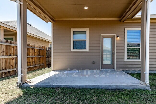 Building Photo - 6507 Candlecrest Ct