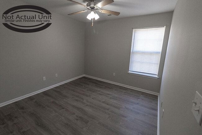 Building Photo - 4012 Arctic Fox Dr