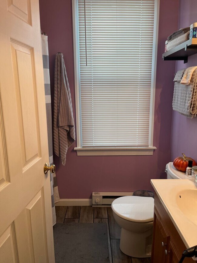 Building Photo - 540 Walnut St