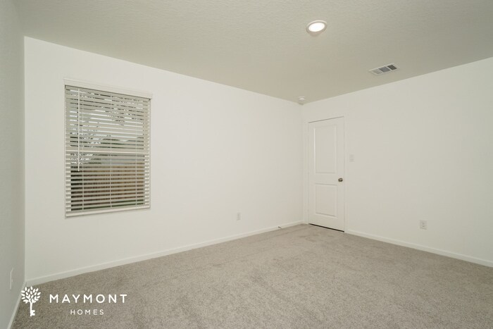 Building Photo - 10115 Gap Crk