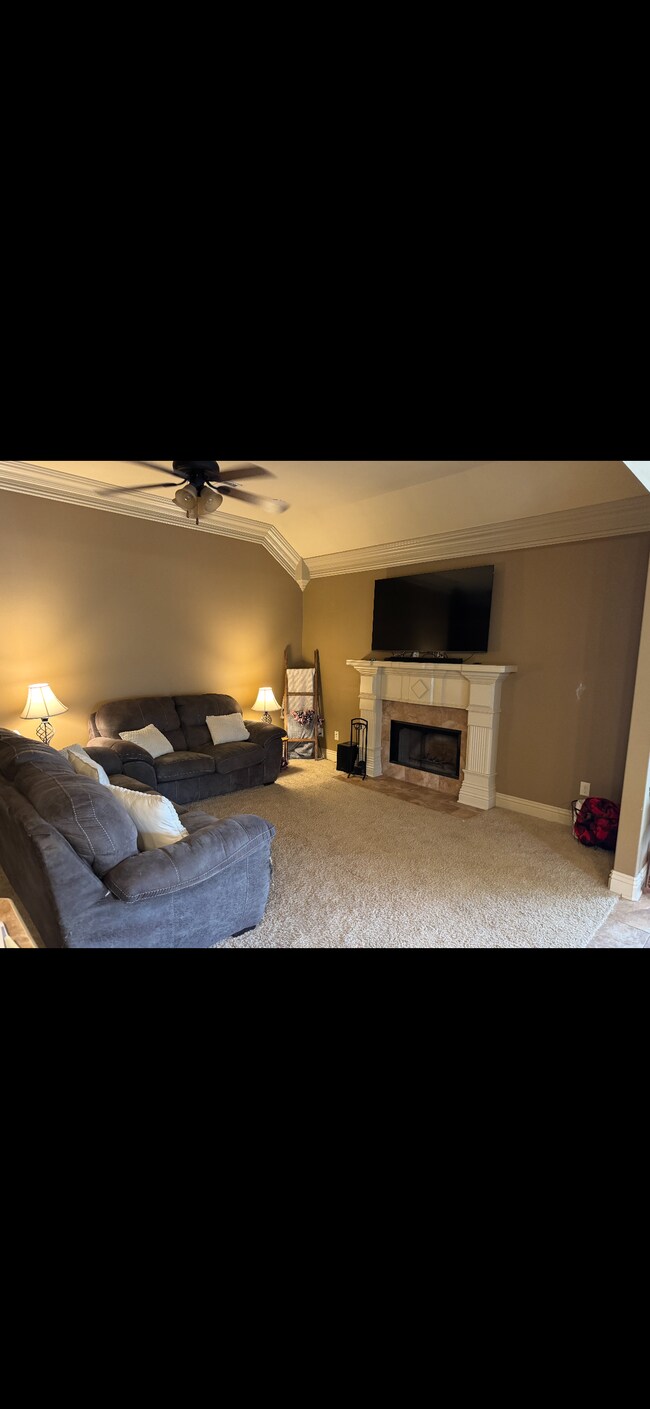 Building Photo - 112 Vienne Pl