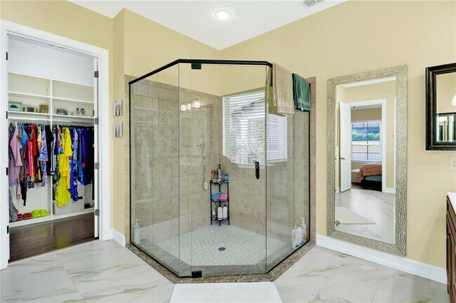 Building Photo - 7231 Sangalla Dr