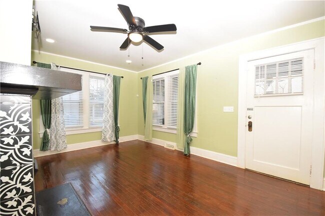 Building Photo - 3116 Jackson St