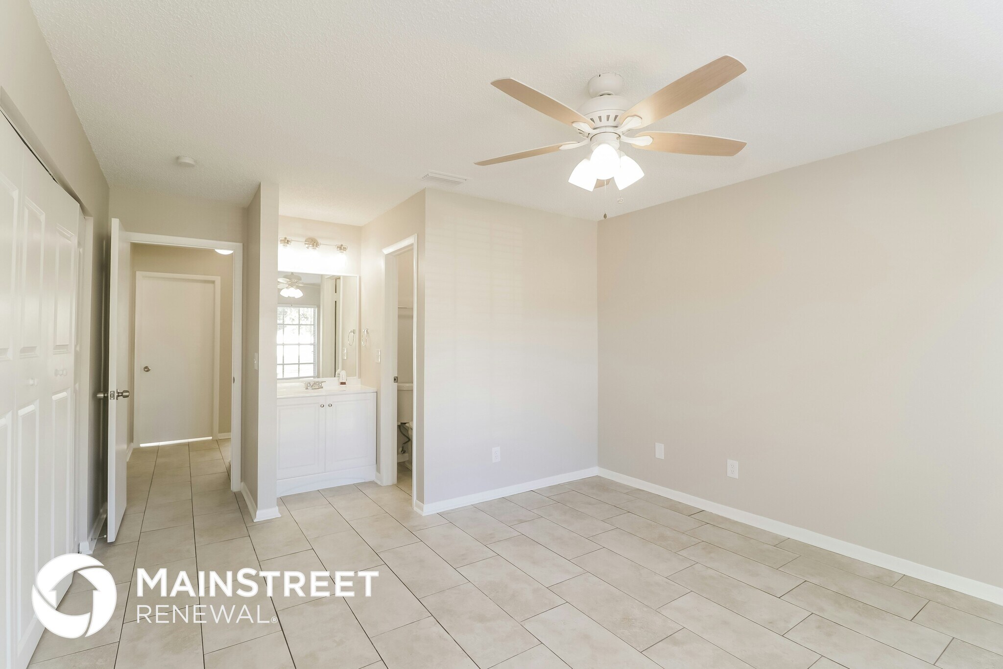 Building Photo - 9059 Dixiana Villa Cir