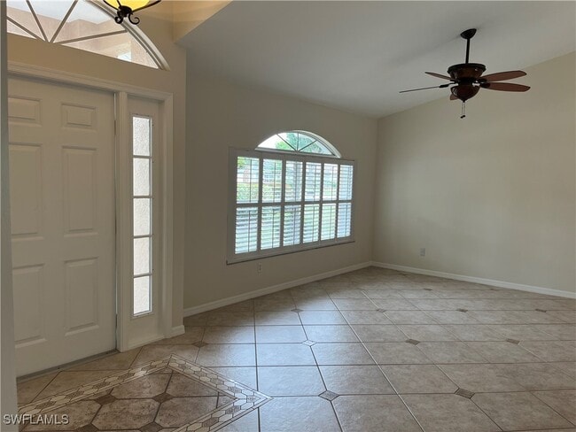 Building Photo - 385 Ashbury Way