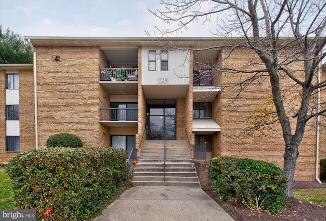 Building Photo - 11230 Cherry Hill Rd