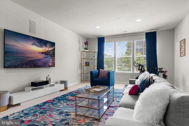 Building Photo - spacious 3-bedroom, 2 full and 2 half bathroom residence