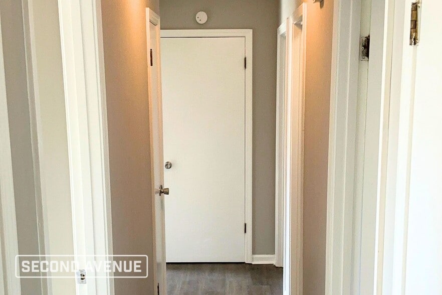 Building Photo - 2516 Chattering Ln