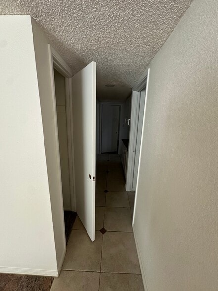Building Photo - 5893 Mt Alifan Dr
