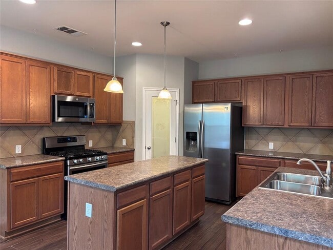 Building Photo - 1607 Teal Trail