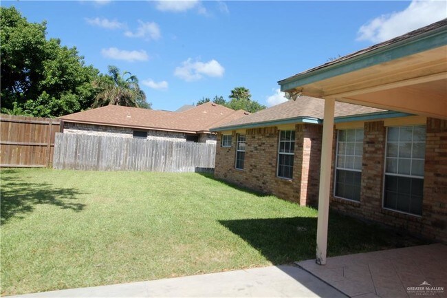 Building Photo - 3413 Warbler Ave