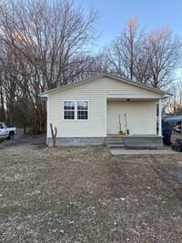 Building Photo - Charming Home in Guthrie, KY