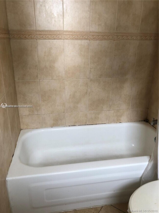 Building Photo - 16909 N Bay Rd