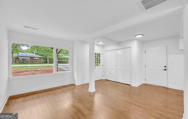 Building Photo - 5506 Alder Dr