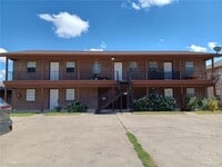 Building Photo - 512 Gastel Cir