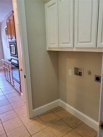 Building Photo - 532 Silver Maple Dr