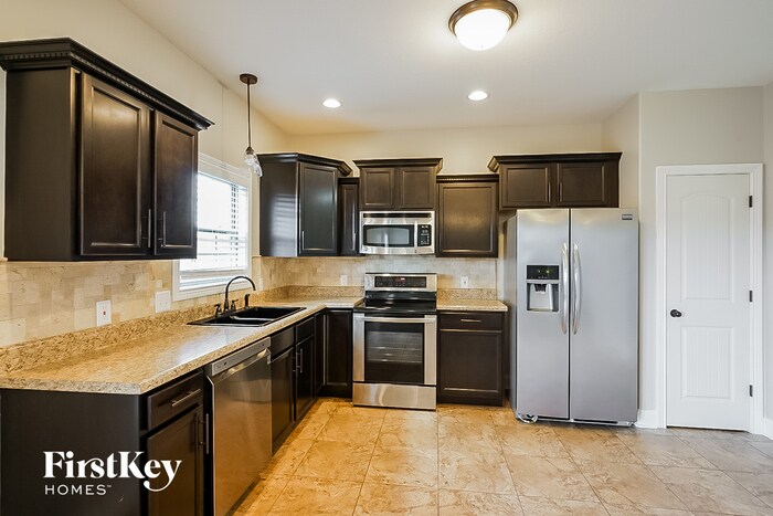Building Photo - 1233 Allmon Dr
