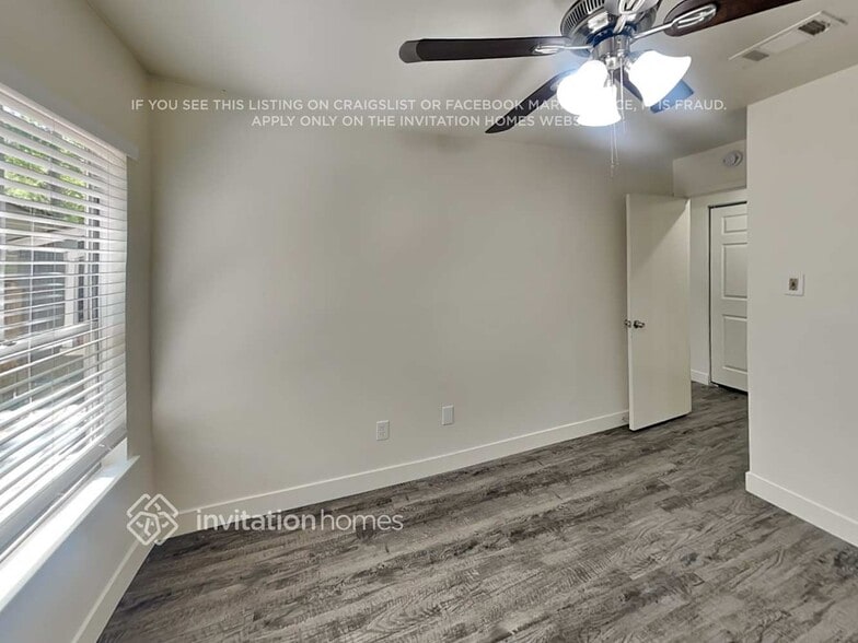 Building Photo - 6 Canyon Oak Pl