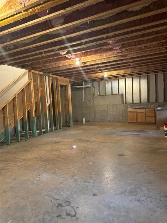 Building Photo - 232 Pinehurst Dr