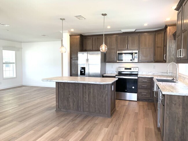 Building Photo - 141 Millwood Rd