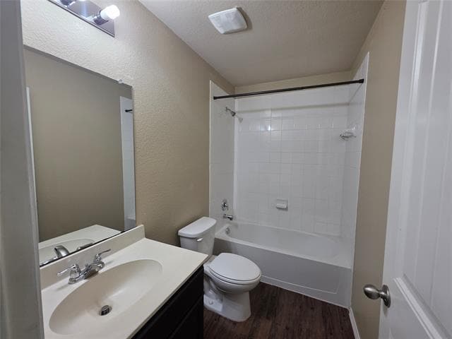 Building Photo - 237 Thoroughbred St