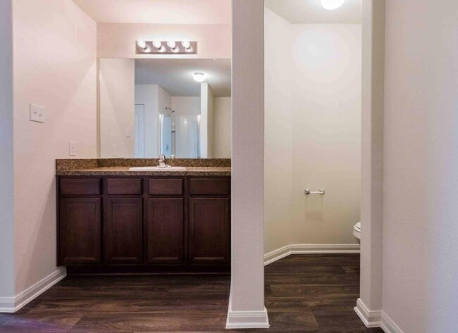 Building Photo - 112 Blue Crest Ln