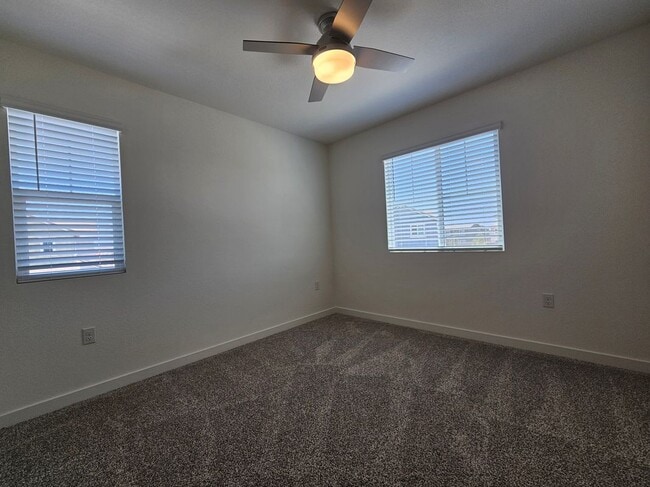 Building Photo - 8296 Whippersnapper Way