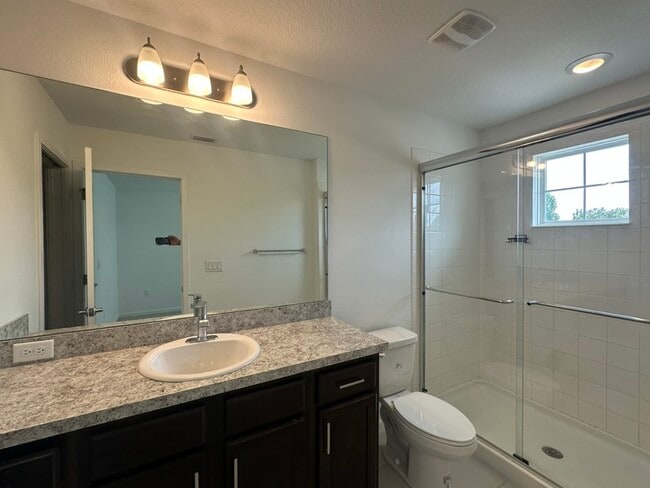 Building Photo - 1002 La Mirada Ct