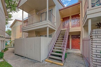 Building Photo - 2120 El Paseo St