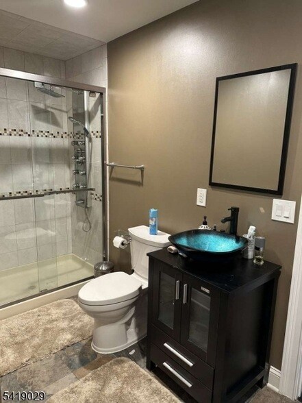 Building Photo - 104 Darren Dr