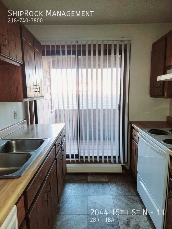 Building Photo - 2044 15th St N