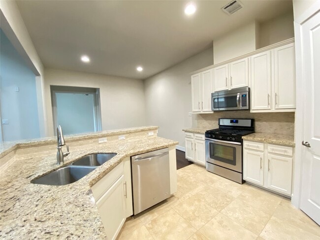 Building Photo - 9510 Cedarpost Square St