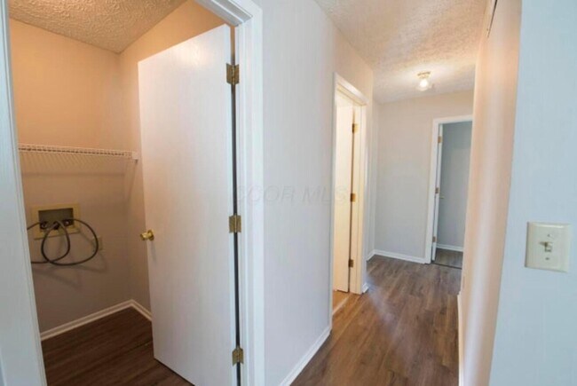 Building Photo - 3518 Westbay Dr