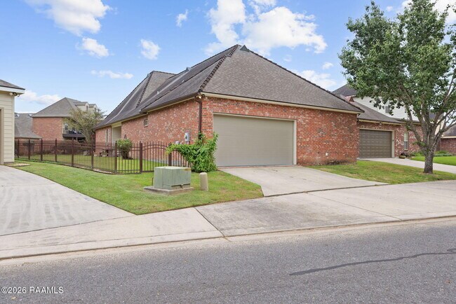 Building Photo - 107 St Girons Dr