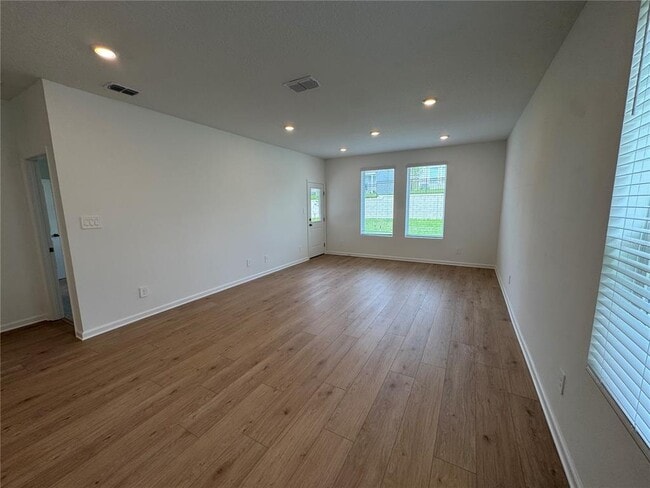 Building Photo - 3125 Brookhollow Wy
