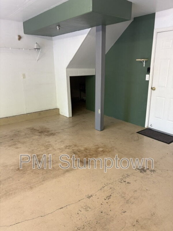 Building Photo - 14184 SW Barrows Rd